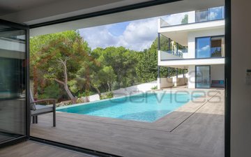 Property slide 39
