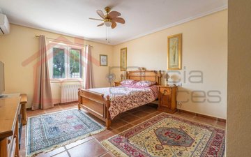 Property slide 30