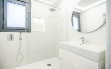 Property slide 16