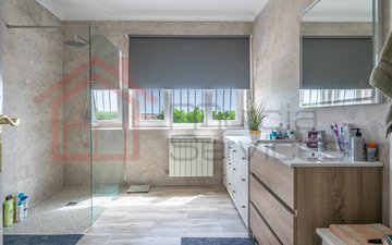 Property slide 28