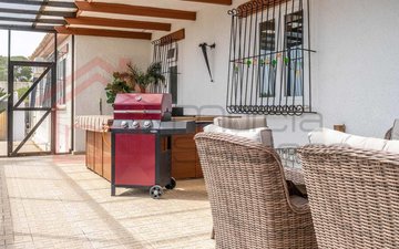 Property slide 24