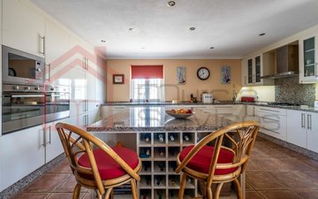 Property slide 19