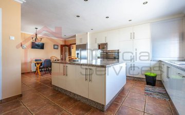 Property slide 22