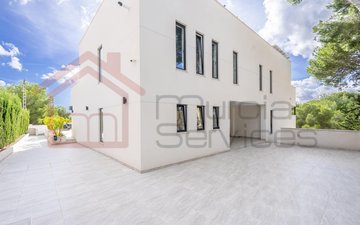 Property slide 34