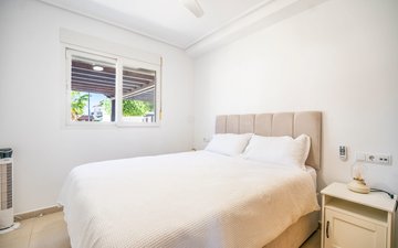 Property slide 21