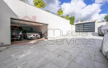 Property slide 42