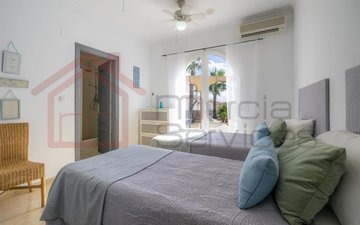 Property slide 14