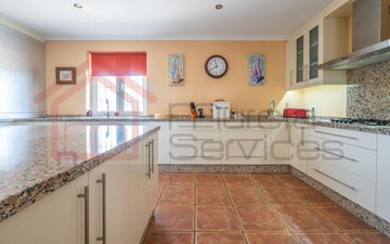 Property slide 20