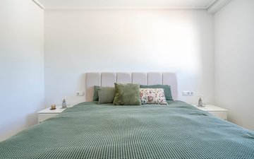 Property slide 17