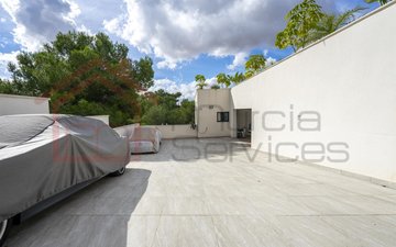Property slide 41
