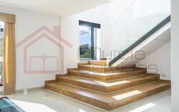 Property slide 25
