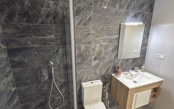 Property slide 16