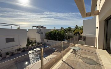 Property slide 25
