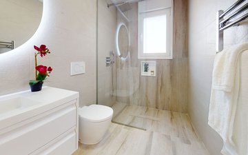 Property slide 24
