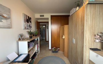 Property slide 21