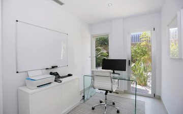 Property slide 31