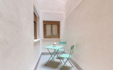 Property slide 25