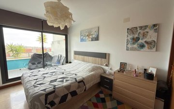 Property slide 18