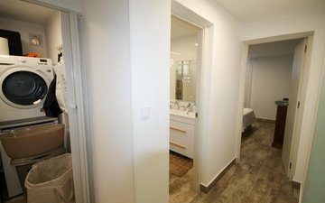 Property slide 32