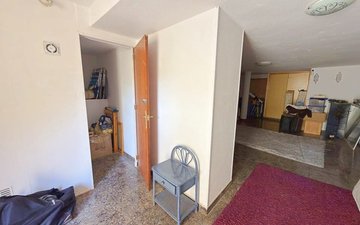 Property slide 24
