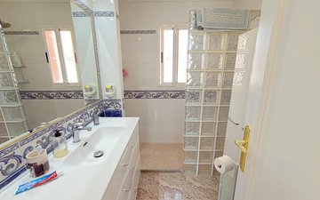 Property slide 20