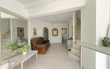 Property slide 16