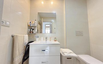 Property slide 28