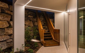 Property slide 21