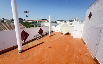 Property slide 24