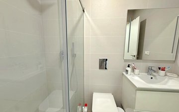 Property slide 21
