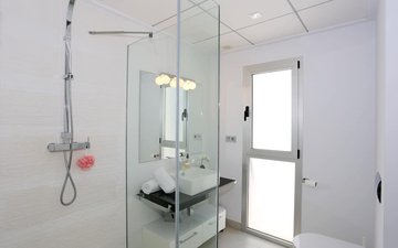 Property slide 25