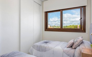 Property slide 14