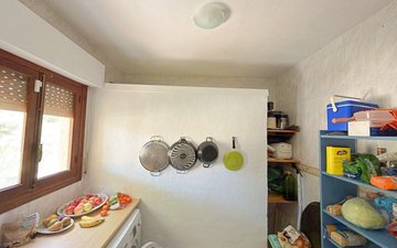 Property slide 14