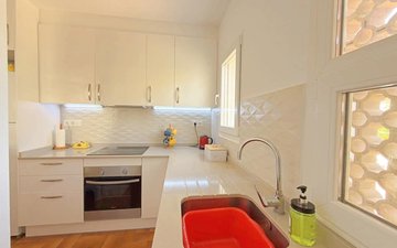 Property slide 15
