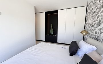 Property slide 22