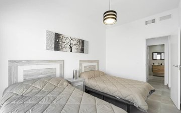 Property slide 25
