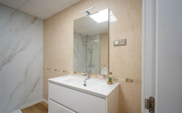 Property slide 21