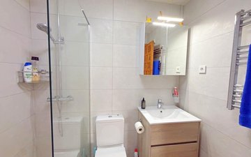 Property slide 17