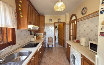 Property slide 24