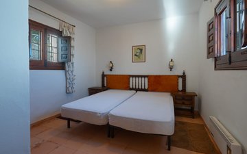 Property slide 25