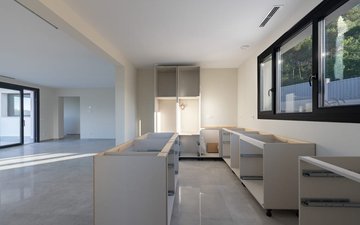 Property slide 18