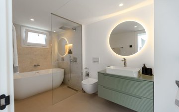Property slide 20