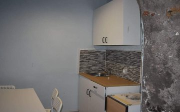Property slide 6