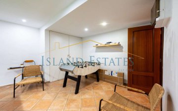Property slide 17