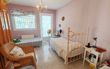 Property slide 16