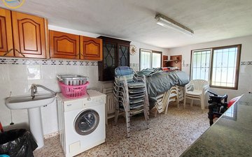 Property slide 21