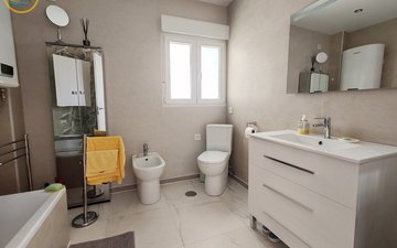 Property slide 10