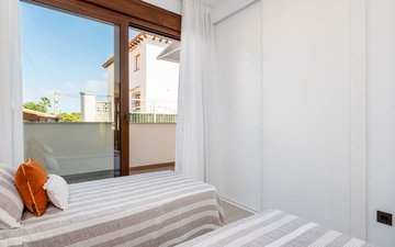 Property slide 20