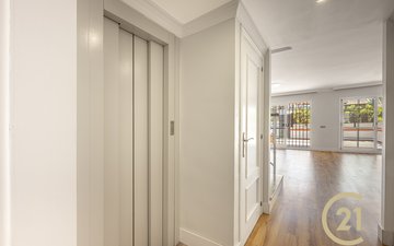 Property slide 19