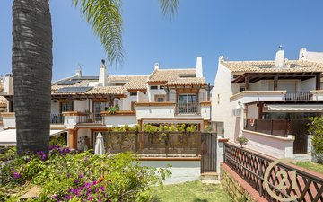 Property slide 21